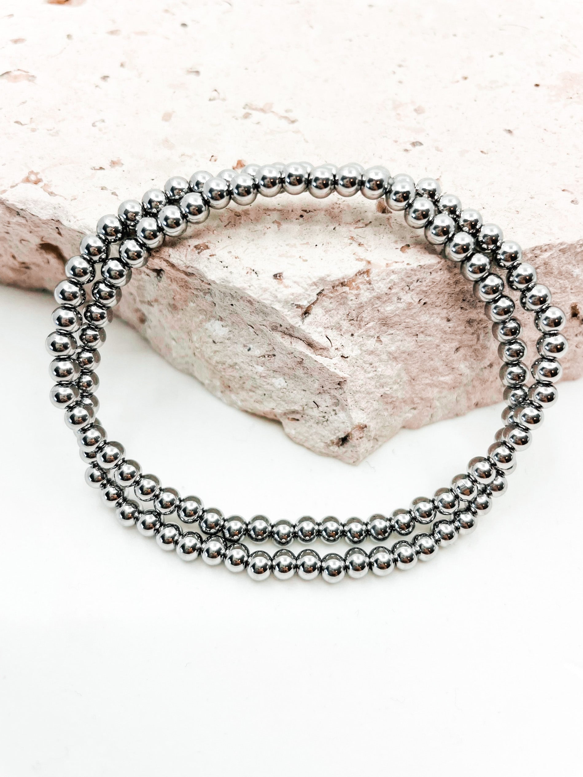 Stackable Bracelet in White Gold - getbalmy