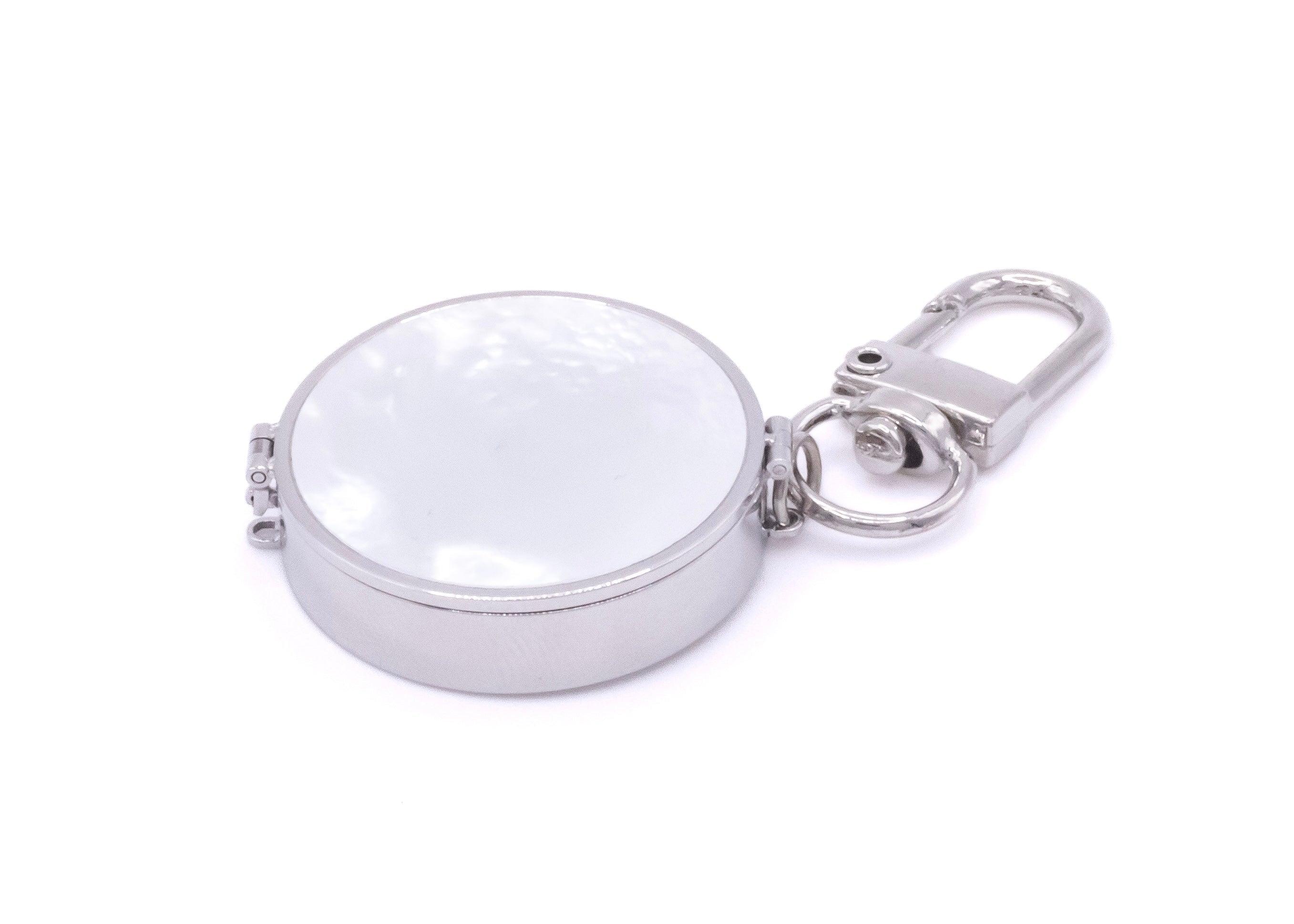 Mother of Pearl Lip Balm Key Ring in White Gold - getbalmy